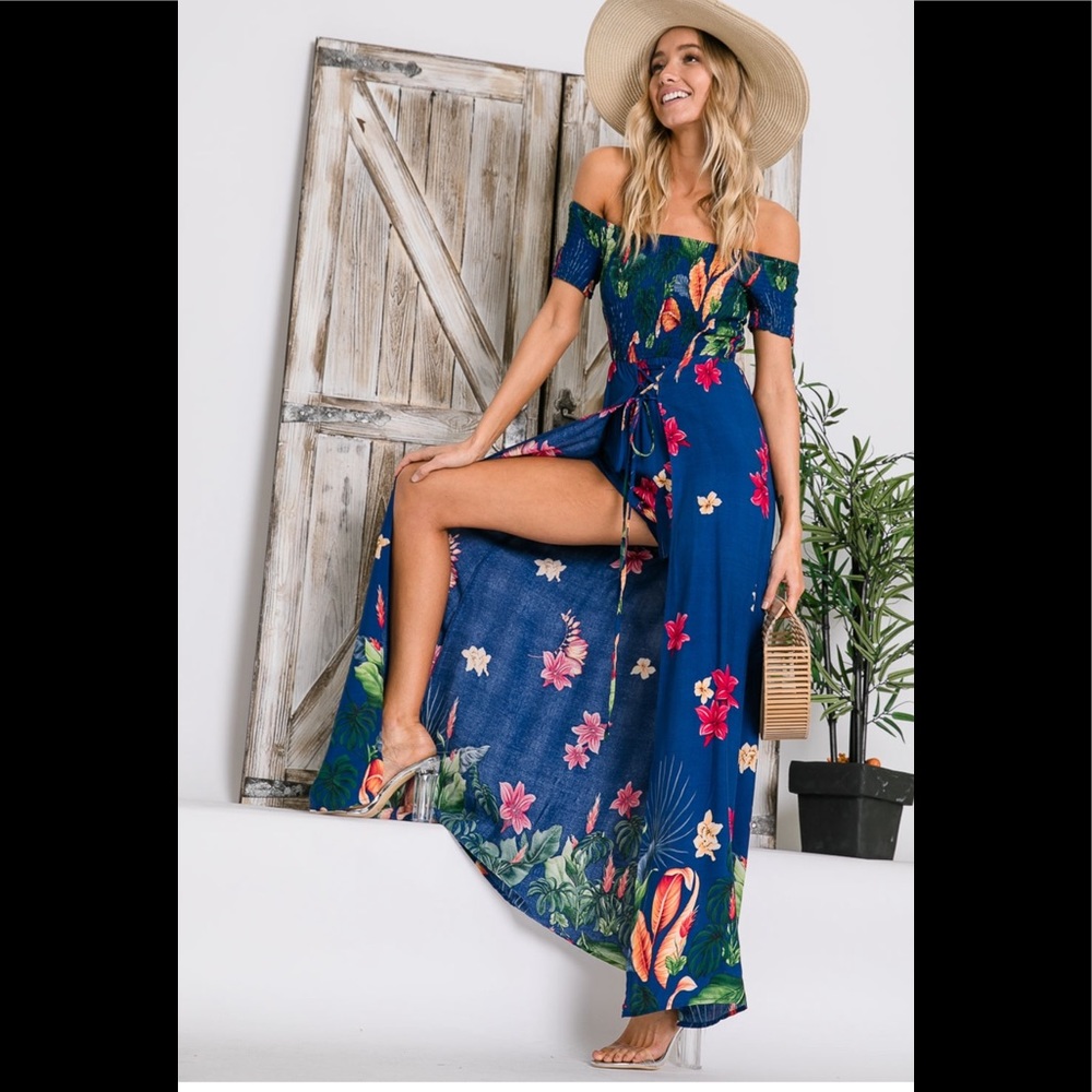Davi & Dani Maxi Romper Size Small